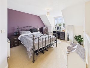 Bedroom- click for photo gallery